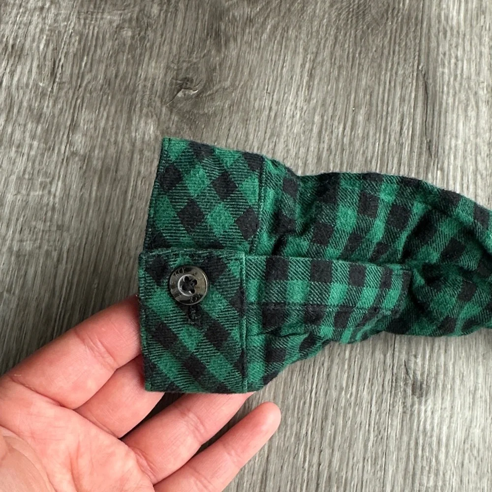 OshKosh Bgosh charming green